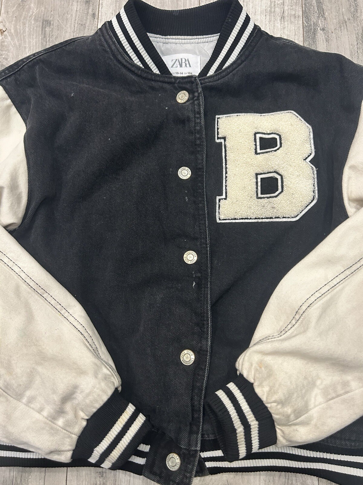 Picture 1 of 6