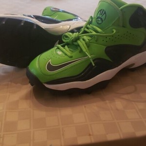 Nike football cleats new sz. 16 green 
