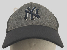 New York Yankees Logo MLB Boys Black Sewn Spandex Stretch New Era Hat Cap