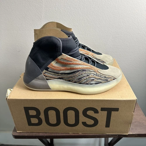 Brand New Size 11.5 YZY QNTM Adidas Yeezy Quantum Flash Orange 2021 Ye Kanye