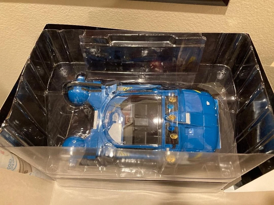 Blade Runner Collector's Box Medicom Toy Police Spinner NO BLU RAY - Image 4 of 4