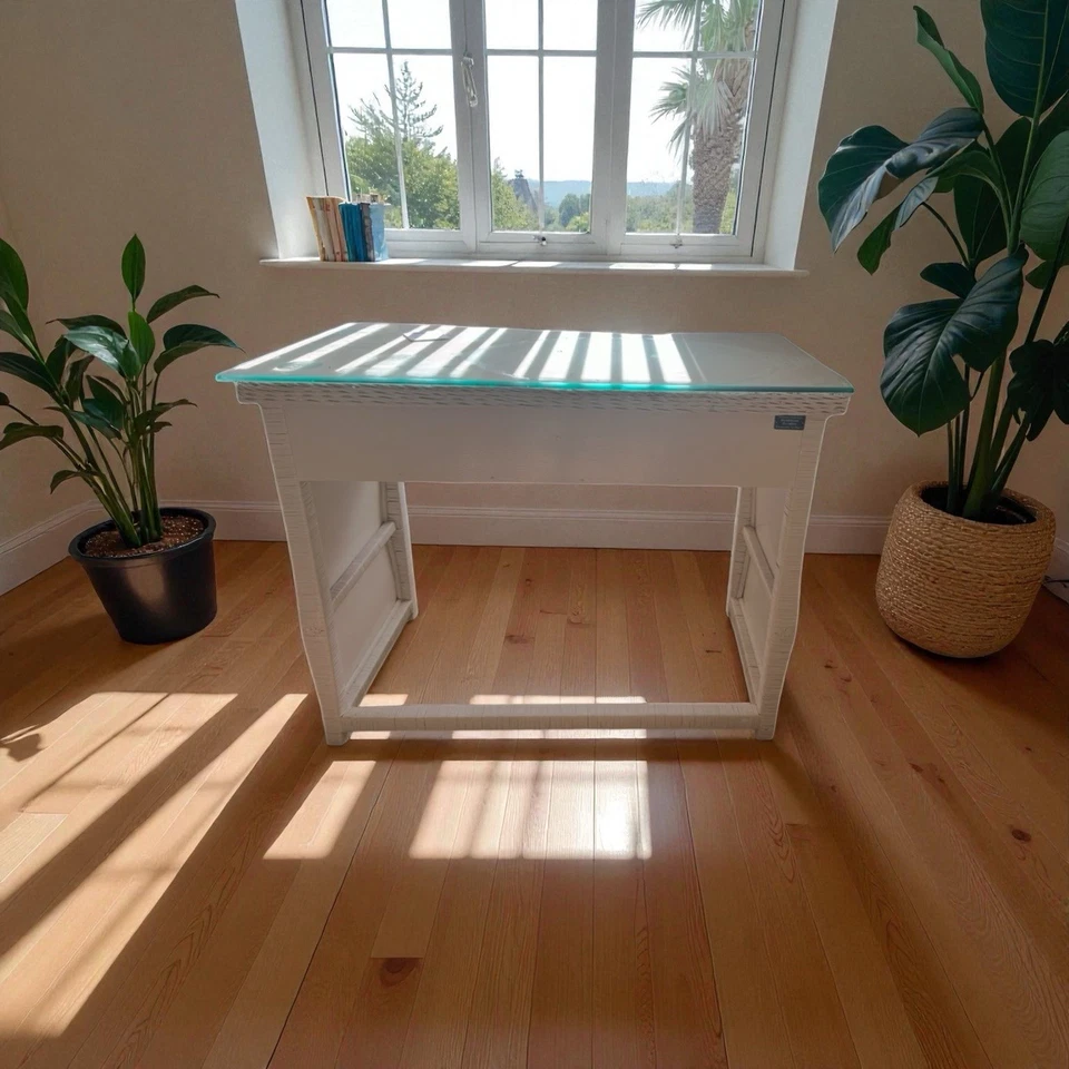 Escritorio de mimbre blanco vintage Pier 1 importaciones colección Jamaica estación de trabajo retro Foto 2 de 4