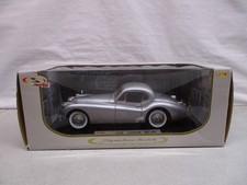 Signature Models 1949 Jaguar XK120 1/18