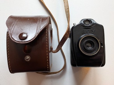 Bilora Boy Camera Kamera Bakelit Original Tasche Box Vintage ungetestet