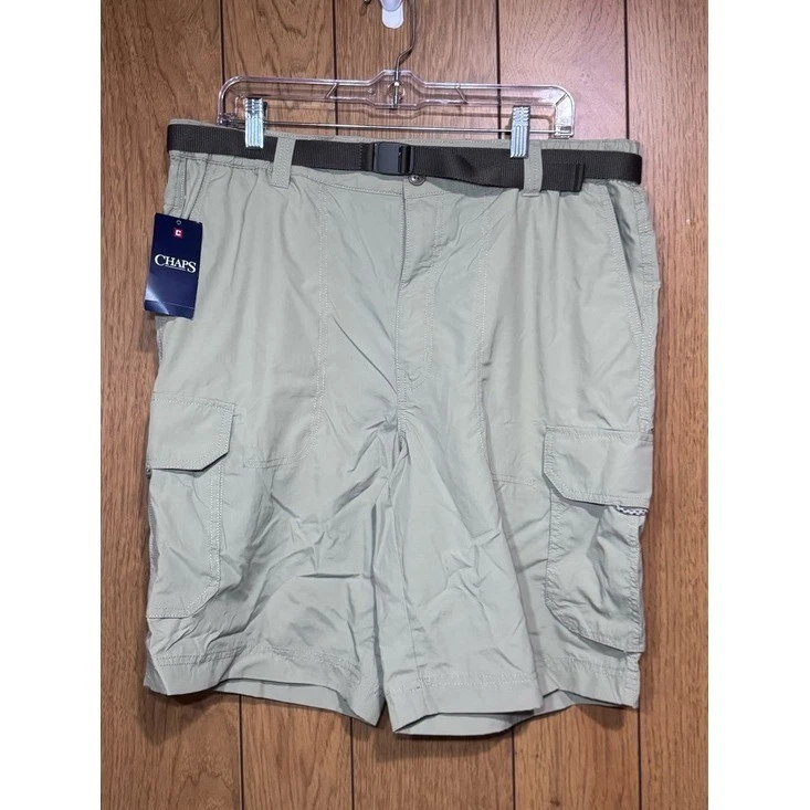 Chaps Men's Light Khaki Cargo Shorts with Belt Size 36 Waist NWT