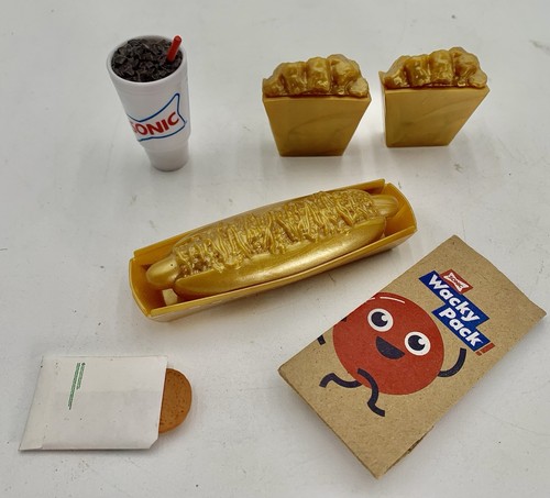Sonic Wacky Pack Mega Mini Brands #14 Golden Tater Tots, Chili Dog And More - Picture 5 of 9