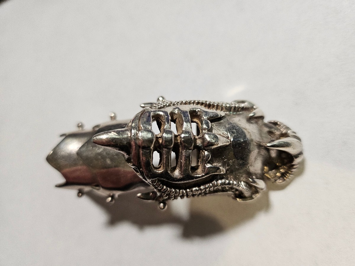 Gothic Armour Articulated Full Finger Claw Ring Size O Gothic Armour Articulated Full Finger Claw Ring Size O