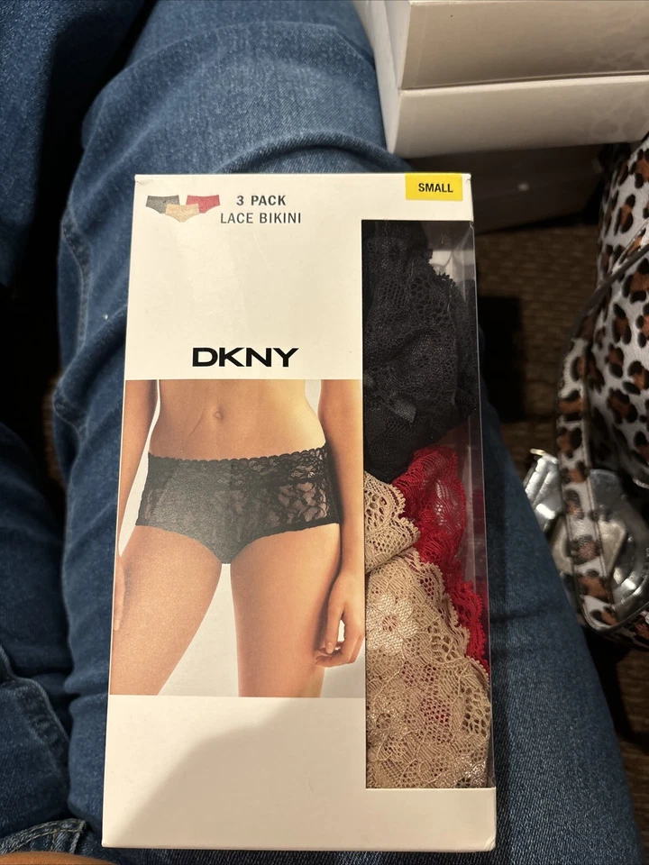 NUEVO DKNY Mujer Colección Encaje Bikini Paquete de 3 Talla PEQUEÑA Negro Rojo Beige Foto 2 de 4
