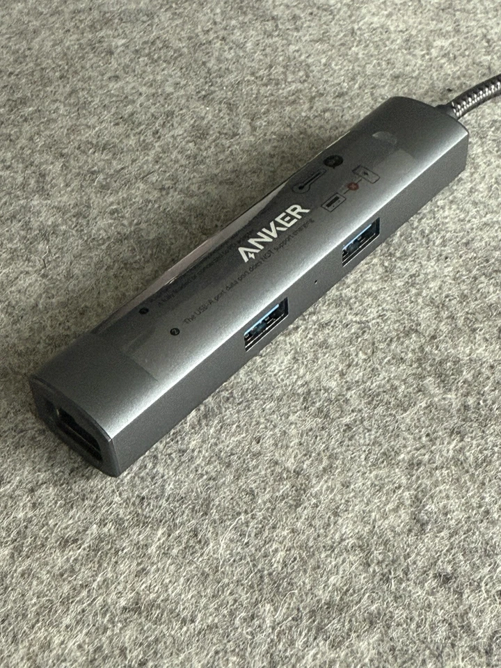 Anker 533 A8338 USB C Hub Adapter, 5-in-1 USB C Adapter with 4K USB C to HDMI - Image 3 of 4