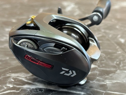 Daiwa 16 STEEZ Steed SV TW 1016SV-SH Right-Handled Bait Reel - Picture 7 of 10