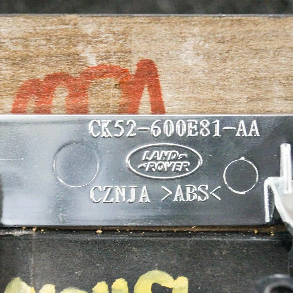 LR RANGE ROVER VOGUE L322 Rear Climate Control Panel Trim Cover CK52-044315-A - Image 4 of 4