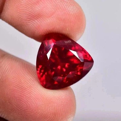 40 Ct+ Natural Burma Pigeon Blood Red Ruby Trillion EGL Loose Gemstone Certified