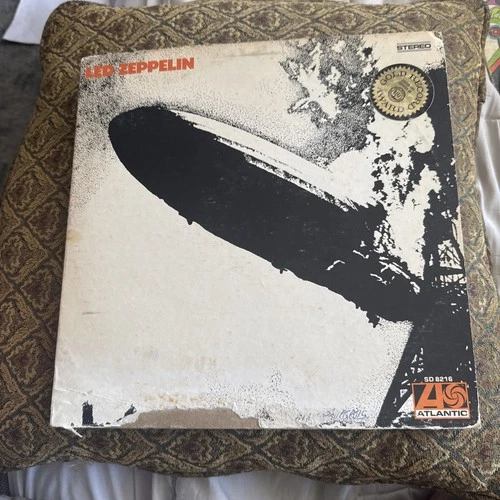 LED ZEPPELIN s/t SD8216 PR RE LP Vinyl Gold Record Award RIAA 1975