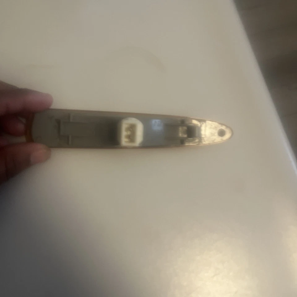 Jaguar XJ8 XJR 2004-2007 guardabarros delantero lado del pasajero luz de señalización ámbar OEM Foto 2 de 4