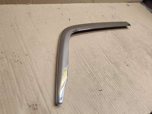 1993 Mercedes-Benz S-Class W140 Front Bumper Left Side Chrome Trim - Picture 8 of 8