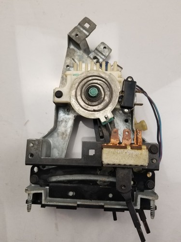 OEM Ford D2AZ-19980-C Dashboard Heat / A/C / Defrost Control Assy 1971 - 72 - Picture 2 of 11