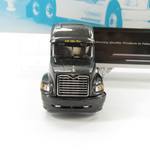 First Gear Mack Vision Tractor with 48' Trailer 1:54 59-0003 - Picture 5 of 14