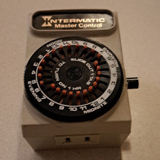 Intermatic D-811 Plug-In Timer Wall Switch 12...