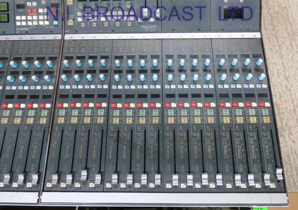 Mezclador de sonido de audio digital/analógico Calrec Sigma bluefin dolby + cables Foto 4 de 4