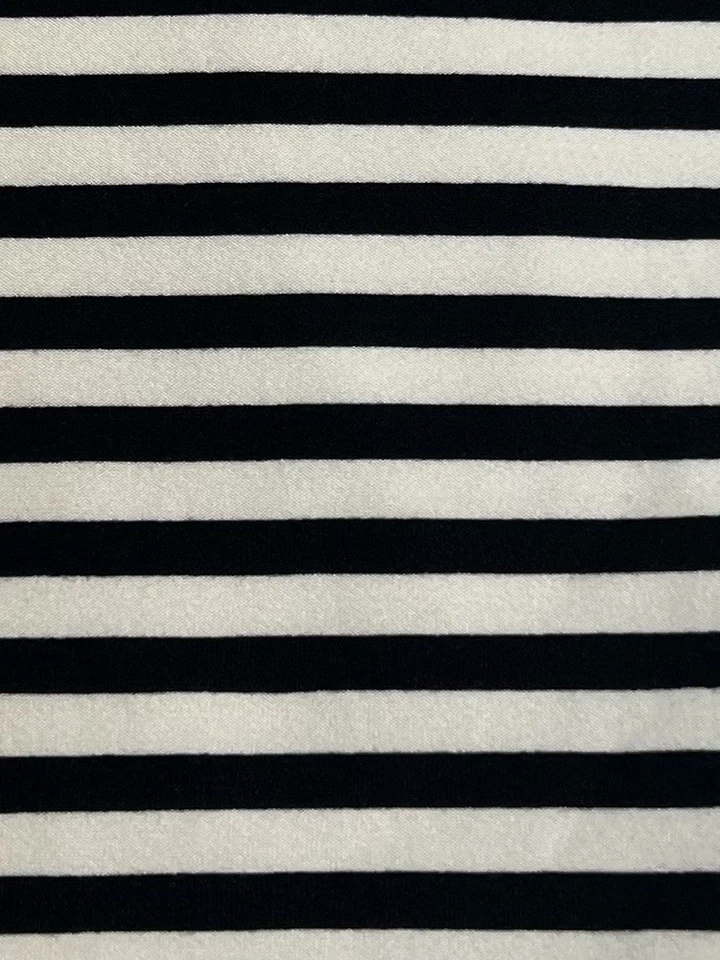 Leggings LuLaRoe TC Alto Curvilíneo NEGRO BLANCO Rayas Línea Neutra Cintura Elástica Foto 3 de 4
