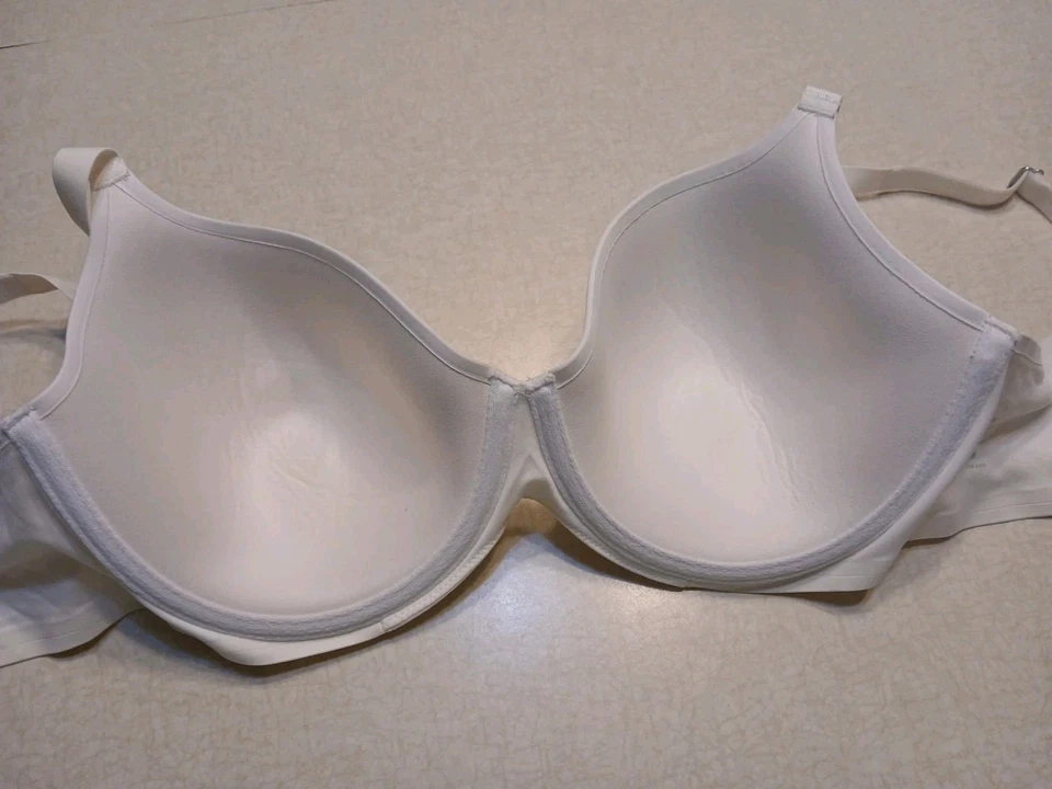 Sujetador Liz Claiborne 40C Cobertura Completa Diario Blanco Forrado Con Aros Foto 3 de 4