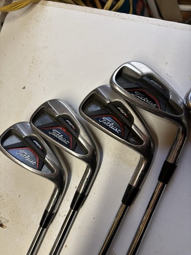 Titliest AP1 Right Handed Golf Clubs - Picture 3 of 9