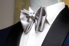 Men's Self-tied Bow Tie 100%Silk Big Butterfly Silver Grey S654 Gift Box