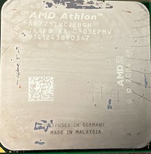 AMD Athlon AD775ZWCJ2BGH CPU.