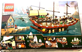 NEW LEGO The Ninjago Movie Destiny's Bounty 70618 Sealed Contents, Box Damage