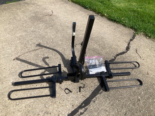 CURT Tray-Style Bike Rack Hitch Mount 1.25" Receiver 2-Bike Carrier w/ Hardware - Picture 3 of 4
