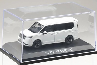 Hobby Japan 1:43 Honda Stepwgn Spada e:HEV 2022 Platinum White Pearl HJ432004W