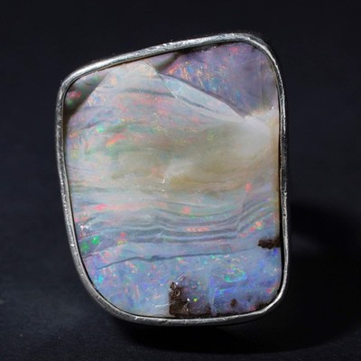 Vintage großer 50 kt australischer massiver Boulder Opal Sterlingsilber Ring U/10