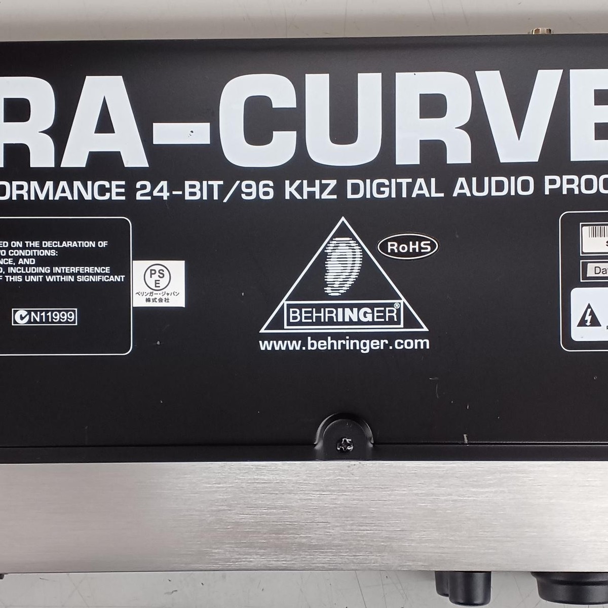 Behringer DEQ2496 Ultracurve Pro Digital 96kHz EQ RTA Mastering