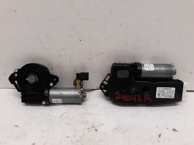 14-19 GLA250 Roof Glass MOTORS ONLY 