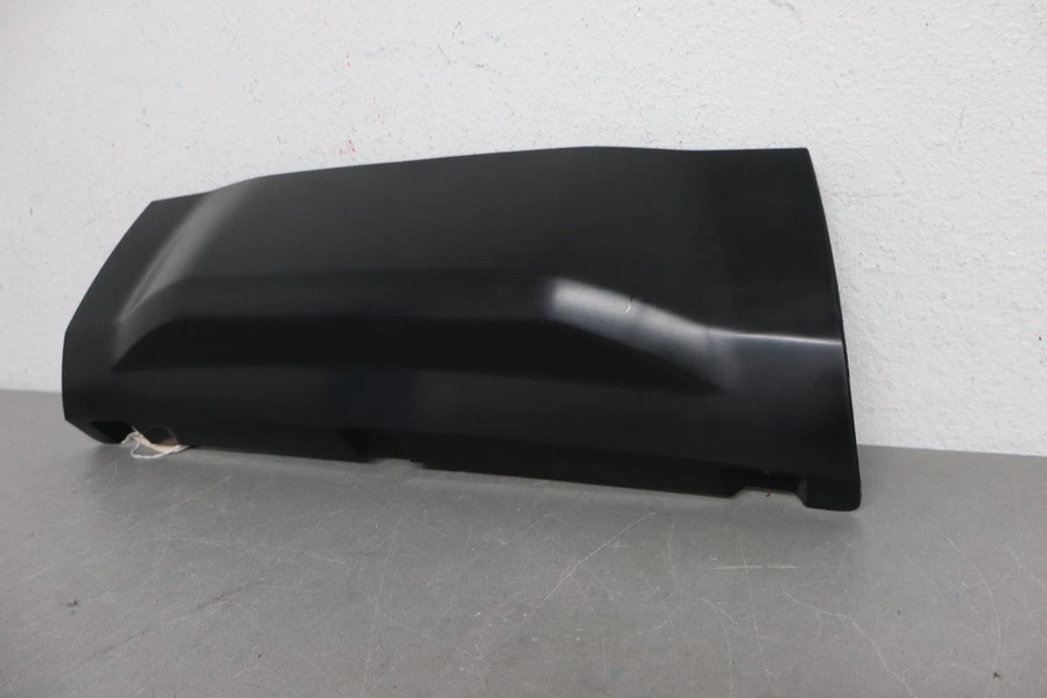 2022 2024 JEEP GRAND WAGONEER REAR BUMPER HITCH COVER - Image 3 of 4