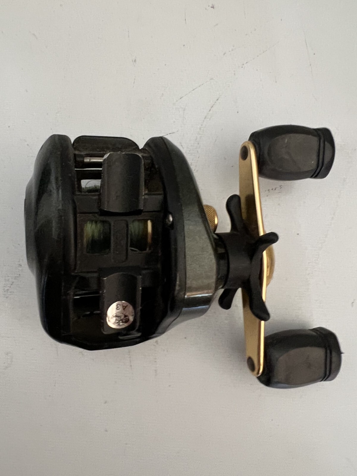 Bass Pro Shops Extreme EXT1000LPHA  Bait Cast Reel  USED