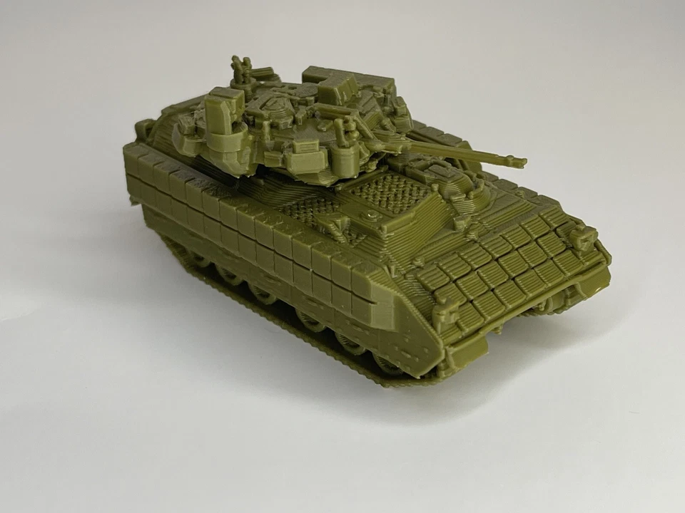 2 Pack - HO Scale - Bradley M2 Tank - Olive Green 1:87 Scale Mini Model Army - Image 3 of 4