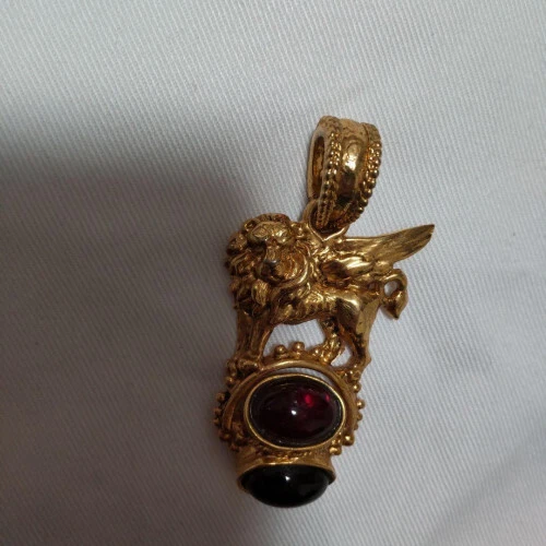 BUTLER & WILSON pendant top - Image 2 of 4