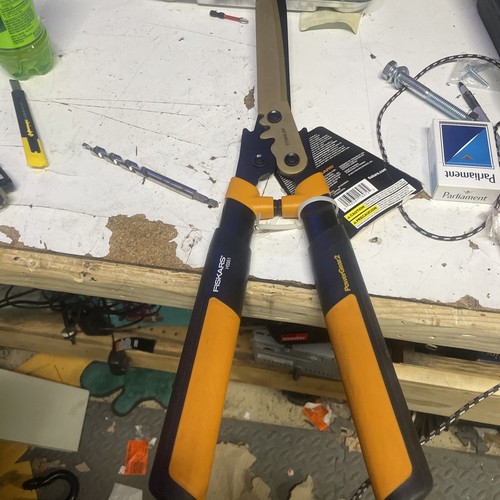 15 in. Fiskars Pruner Anvil Lopper Titanium Steel Blade Smooth Cutting