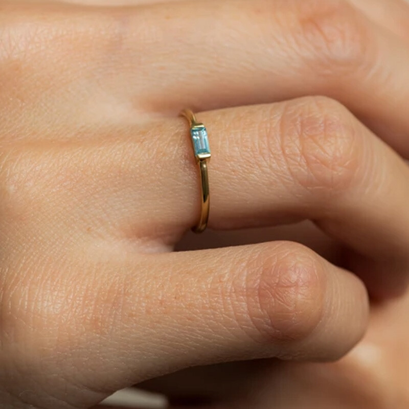 14K Yellow Gold Natural Baguette Aquamarine Bezel Set DAInty Ring