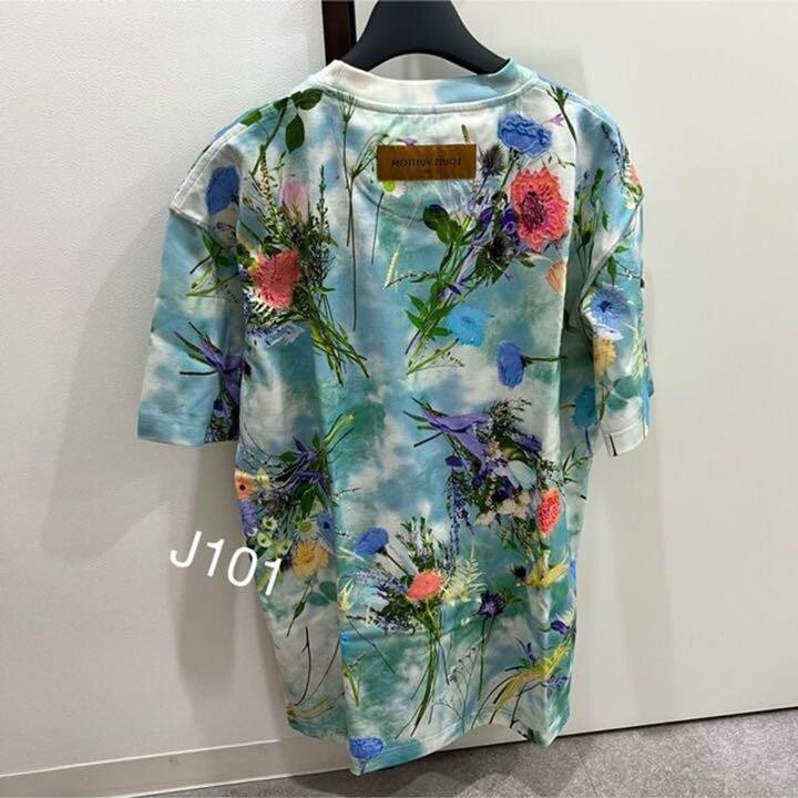 送料込◆関税なし【LOUIS VUITTON】floral モノグラム Tシャツ LOUIS VUITTON Printed and Embroidered Flower T-shirt Size M
