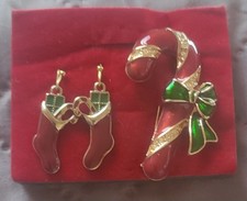 Avon Christmas Earrings Dangle enamel   Christmas Stocking &  candy cane pin NIB