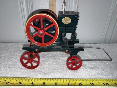 ERTL Diecast 1:6 Scale Mccormick Deering Model M Stationary Gas Engine 1991