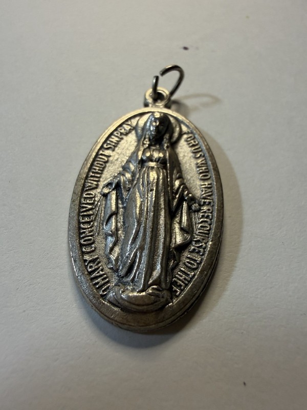 Italy Oval Virgin Mary Miraculous Medal Pendant Charm - Christianity