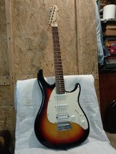 chitarra elettrica usata