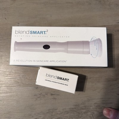 blendSMART 2 Rotating Makeup Applicator Brush 4-Piece Set White