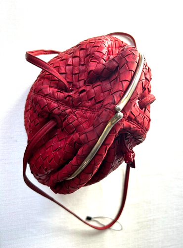 Vtg Bottega Veneta Napa Intrecciato Oversized Red Kiss Lock Clutch Handbag - Picture 13 of 18