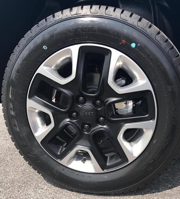 Jeep Cherokee / Compass / Wrangler BLACK 19MM lug nut covers Updated