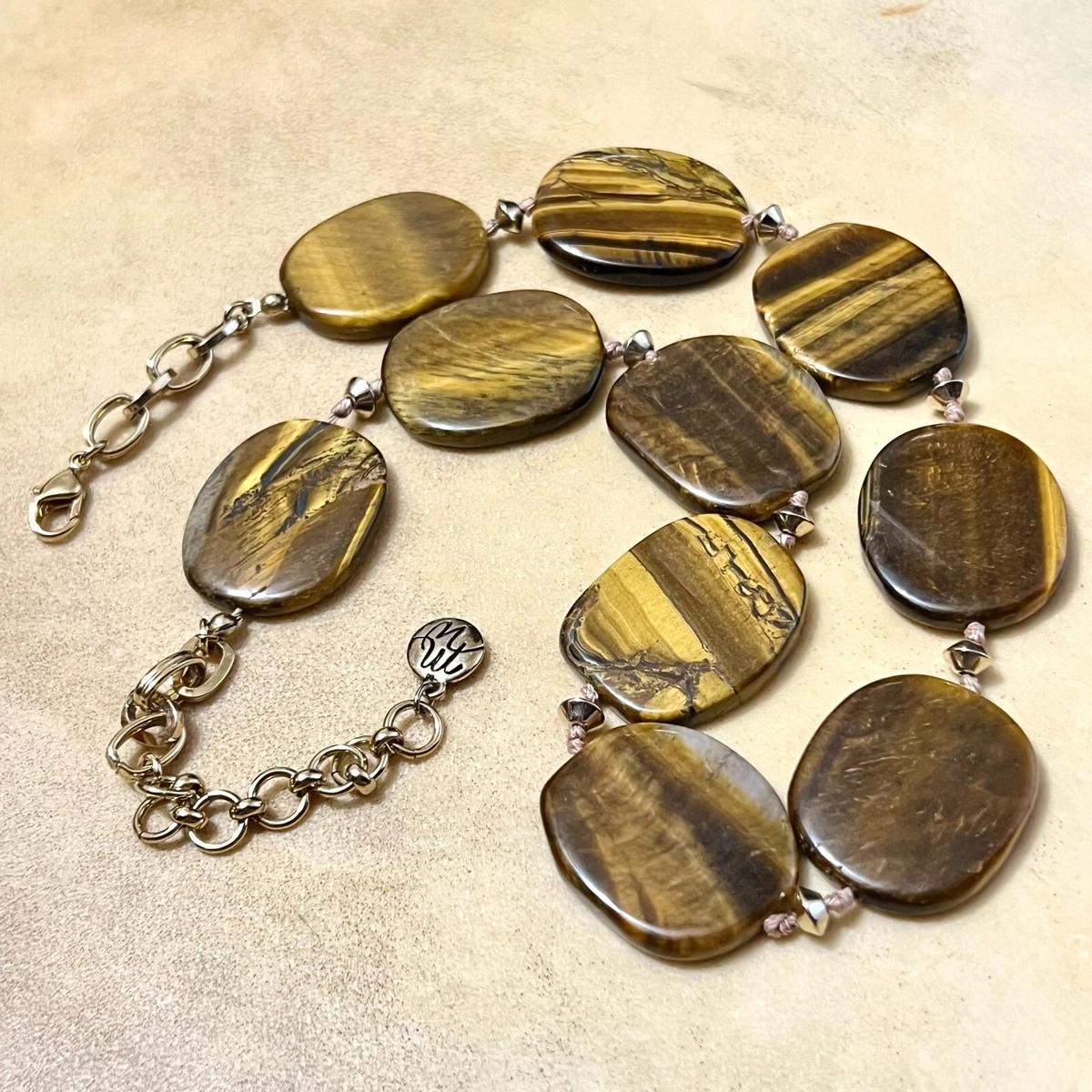 Lola Prusac, collier vintage en forme de cœur martelé doré - En vente sur