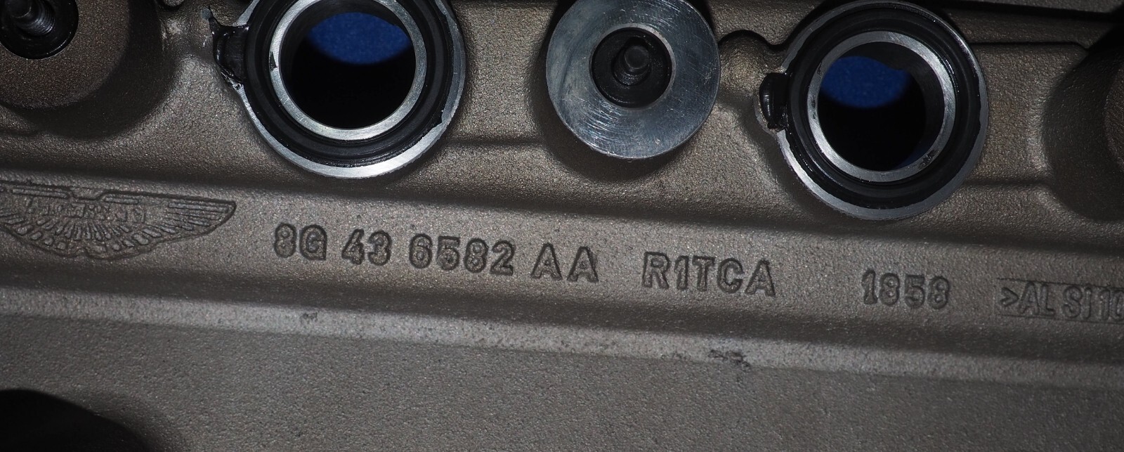 2004-2016 Aston Martin 5.9L 6.0L V12 AM Engine Right Valve Cover OEM 40K Miles